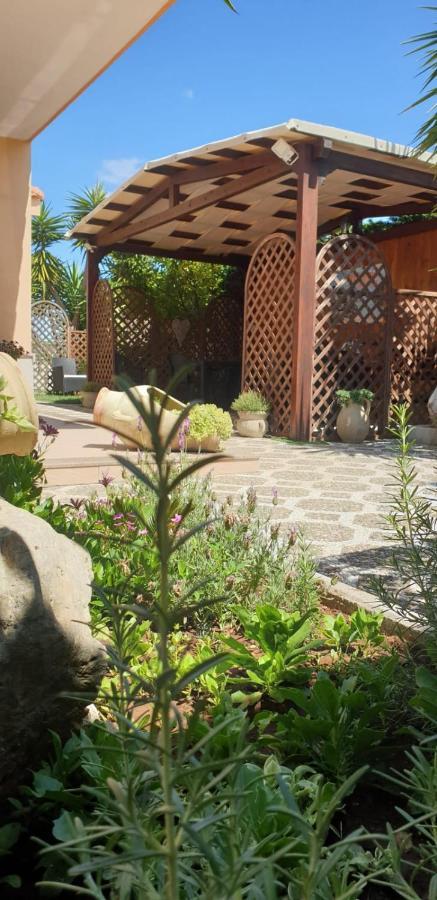 B&B L'Oasi Del Sole Uggiano La Chiesa Buitenkant foto
